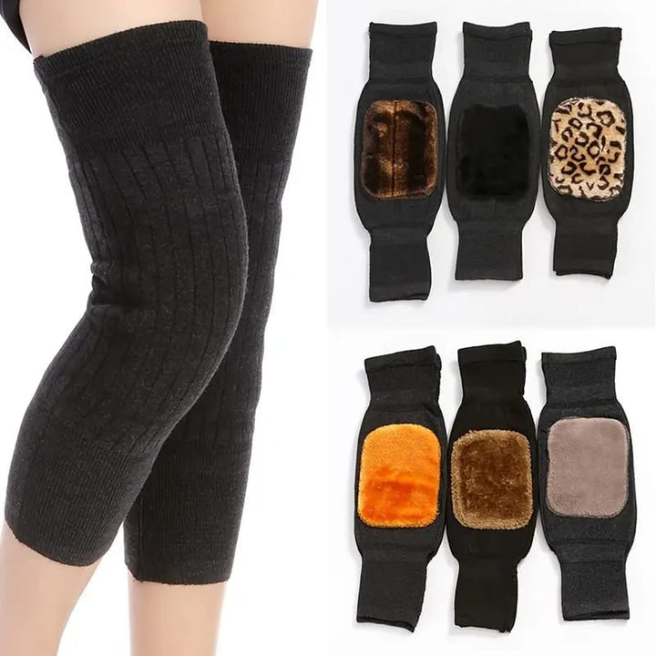 Pair of Thermal Knee Warmers – Knee Protector | Random Color